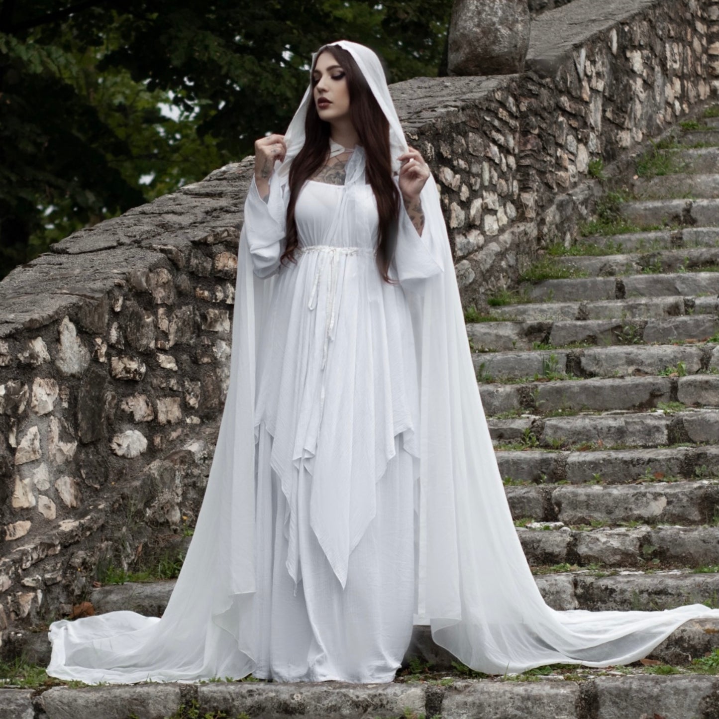 Emberlynn Medieval Renaissance Fantasy Hooded Cloak - The Bohemian Closet