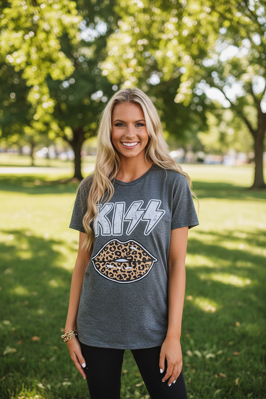 Zoe Kiss Leopard Lip Black T-shirt - The Bohemian Closet